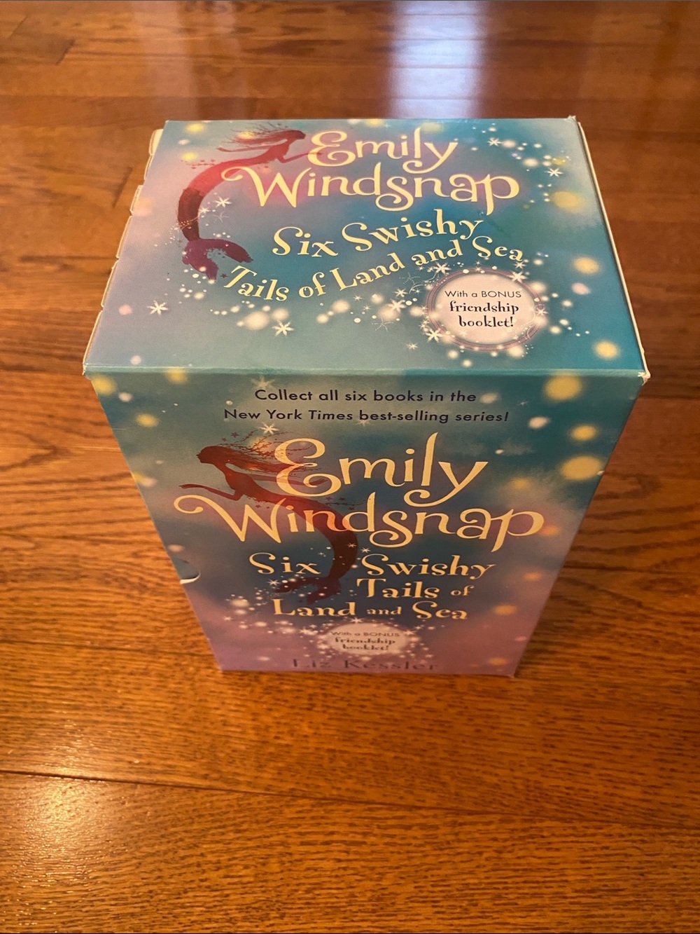 Emily Windsnap Book Box Set - Six Swishy Tails of Land and Sea